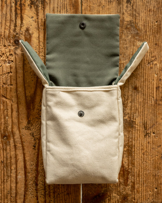 The Side Pouch